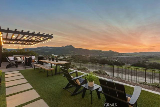 663 Longhorn Way, Rancho Mission Viejo, CA 92694