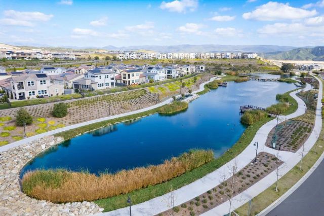 663 Longhorn Way, Rancho Mission Viejo, CA 92694