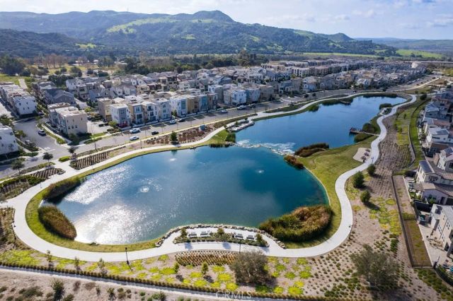 663 Longhorn Way, Rancho Mission Viejo, CA 92694