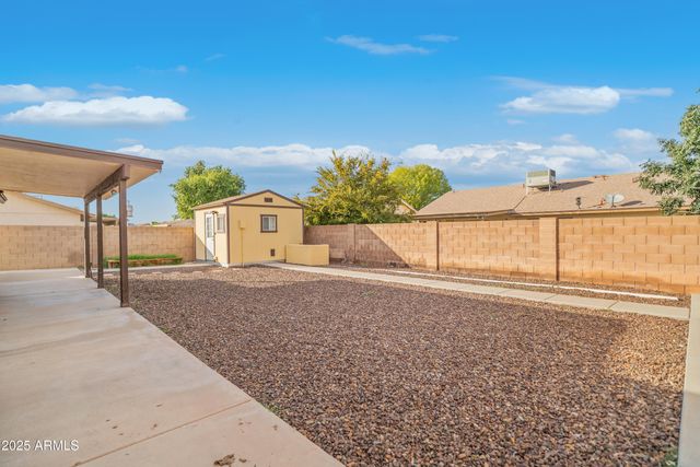 8316 W SWEETWATER Avenue, Peoria, AZ 85381