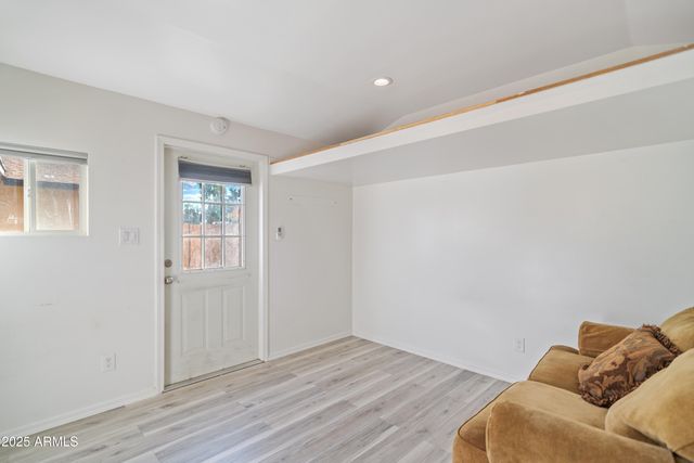 8316 W SWEETWATER Avenue, Peoria, AZ 85381