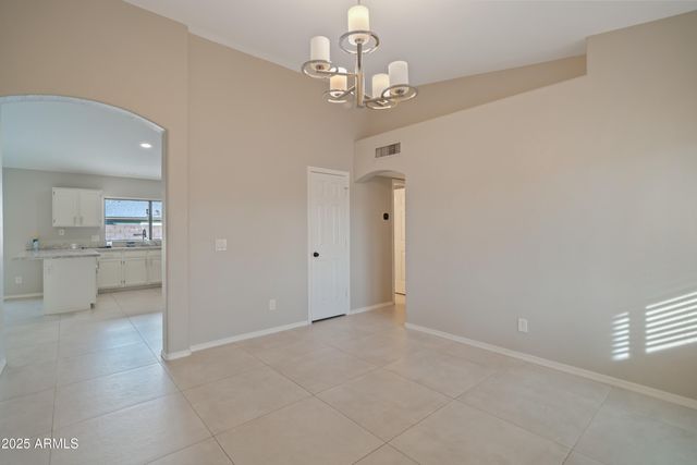 8316 W SWEETWATER Avenue, Peoria, AZ 85381