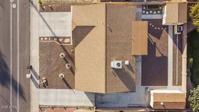 8316 W SWEETWATER Avenue, Peoria, AZ 85381