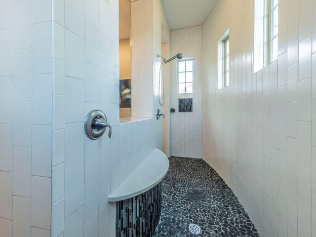 205 Standing Oak DR, Georgetown, TX 78633