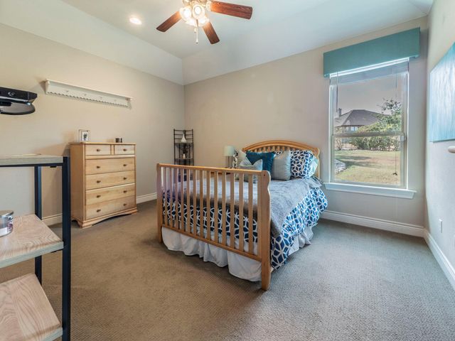 205 Standing Oak DR, Georgetown, TX 78633