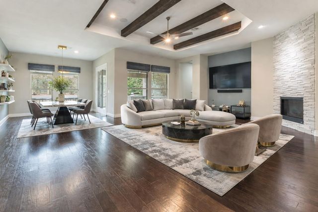 205 Standing Oak DR, Georgetown, TX 78633