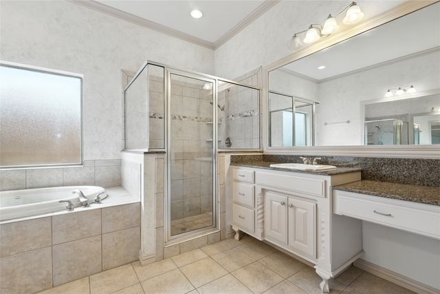 8541 Brandonwood Drive, North Richland Hills, TX 76182