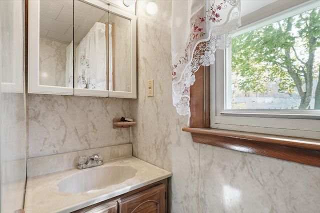 12 Cannon Rock Road, Lynn, MA 01904