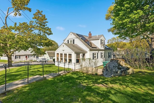 12 Cannon Rock Road, Lynn, MA 01904