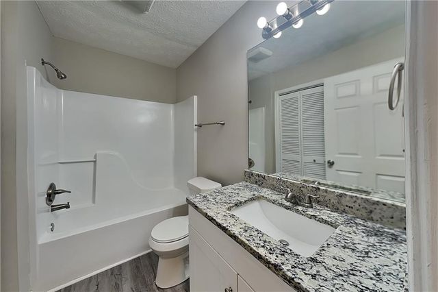 5208 Keystone Court, Flowery Branch, GA 30542