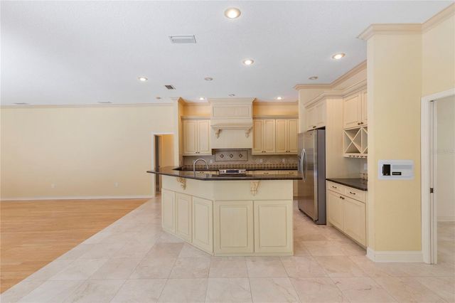 50 KELLEYS TRAIL, Oldsmar, FL 34677