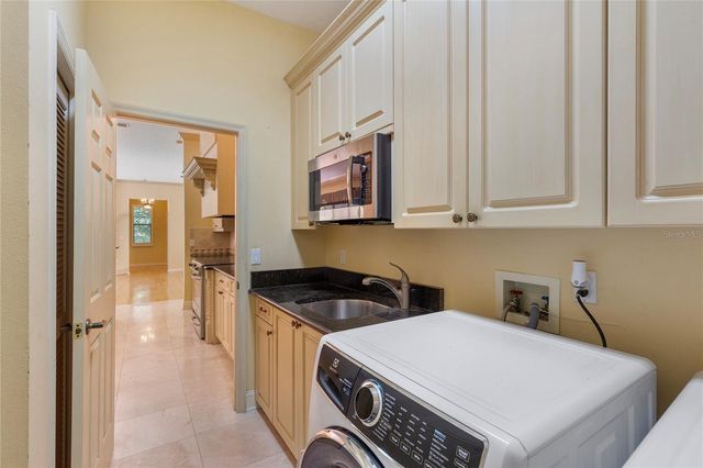 50 KELLEYS TRAIL, Oldsmar, FL 34677