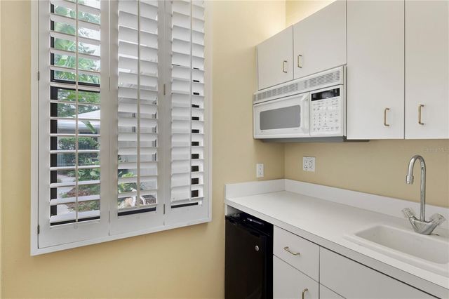 50 KELLEYS TRAIL, Oldsmar, FL 34677