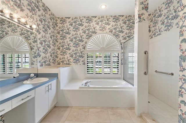 50 KELLEYS TRAIL, Oldsmar, FL 34677