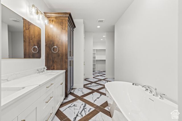 949 W TORREY PINES DR, Richfield, UT 84701