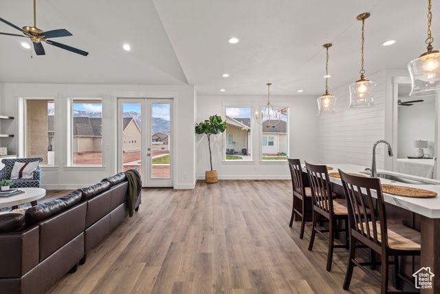 949 W TORREY PINES DR, Richfield, UT 84701