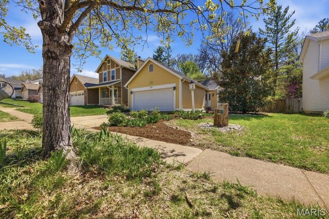 704 Ginger Wood Court, Ballwin, MO 63021