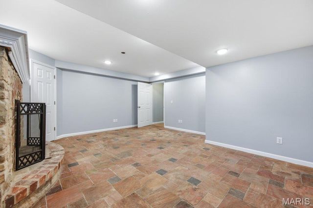 704 Ginger Wood Court, Ballwin, MO 63021