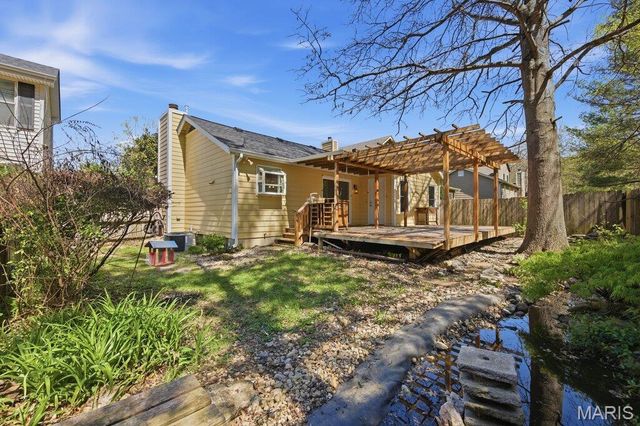 704 Ginger Wood Court, Ballwin, MO 63021