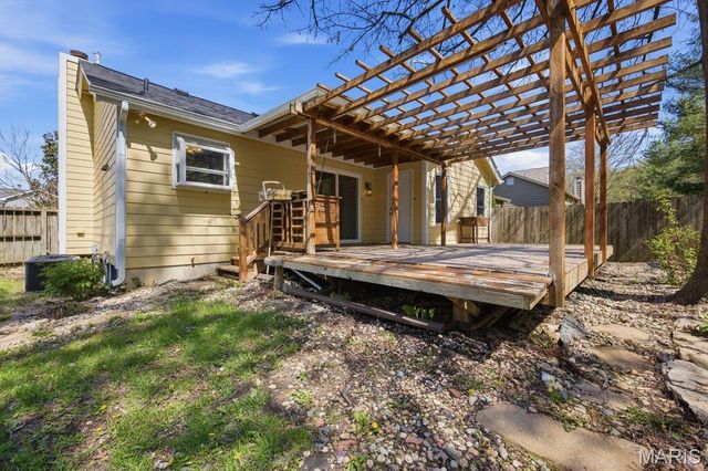 704 Ginger Wood Court, Ballwin, MO 63021