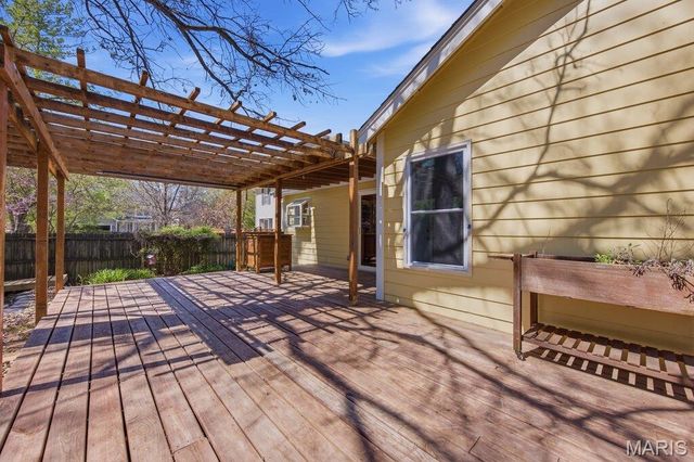 704 Ginger Wood Court, Ballwin, MO 63021