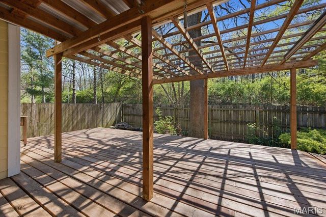 704 Ginger Wood Court, Ballwin, MO 63021