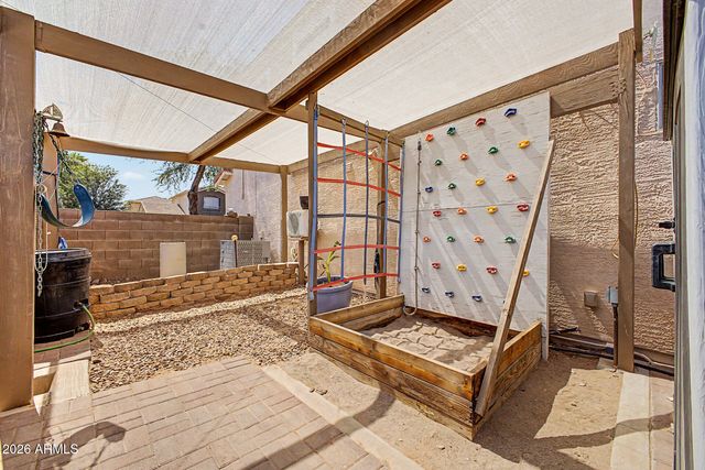 1213 S BOULDER Street A, Gilbert, AZ 85296