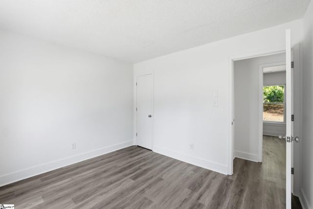 388 Vanderbilt Road, Spartanburg, SC 29301
