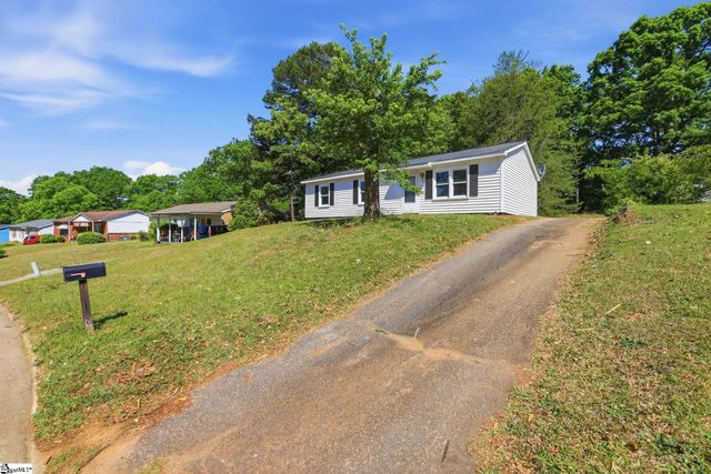 388 Vanderbilt Road, Spartanburg, SC 29301