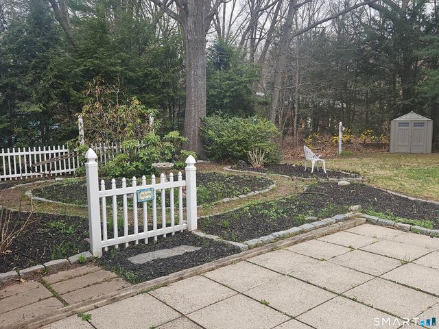 73 Jubilee Drive, Southington, CT 06479