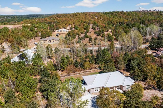 401 Kaanapali LN, Bastrop, TX 78602