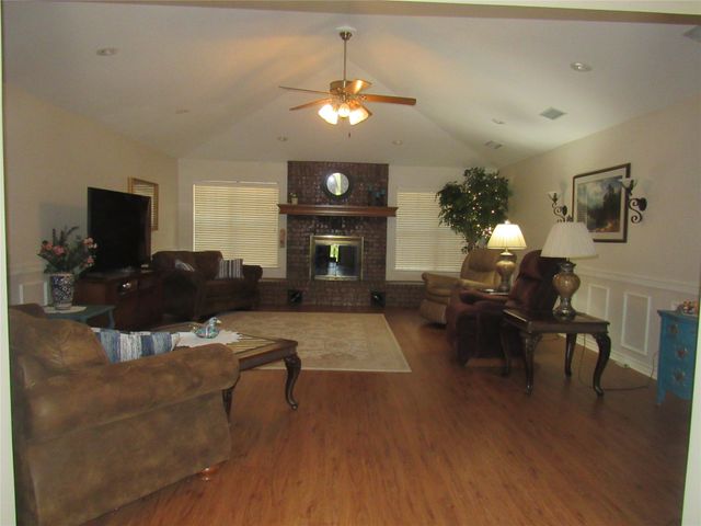 111 Tyler Lane, Pottsboro, TX 75076