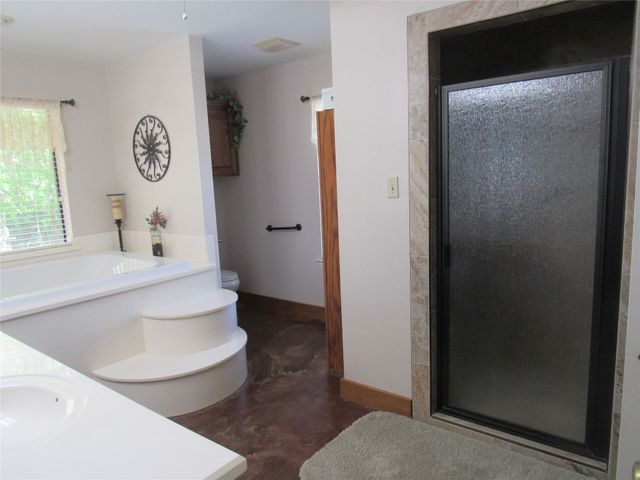 111 Tyler Lane, Pottsboro, TX 75076