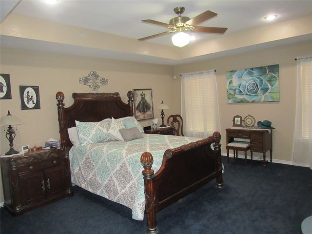 111 Tyler Lane, Pottsboro, TX 75076