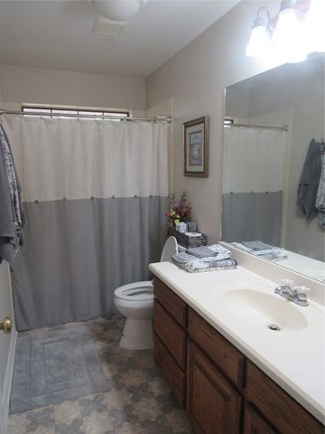 111 Tyler Lane, Pottsboro, TX 75076