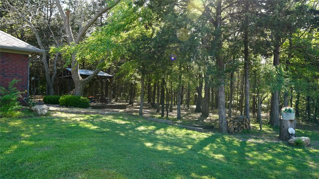 111 Tyler Lane, Pottsboro, TX 75076
