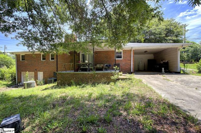 1105 E Georgia Road, Simpsonville, SC 29681
