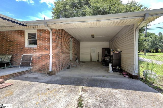 1105 E Georgia Road, Simpsonville, SC 29681