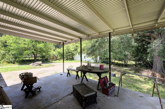 1105 E Georgia Road, Simpsonville, SC 29681