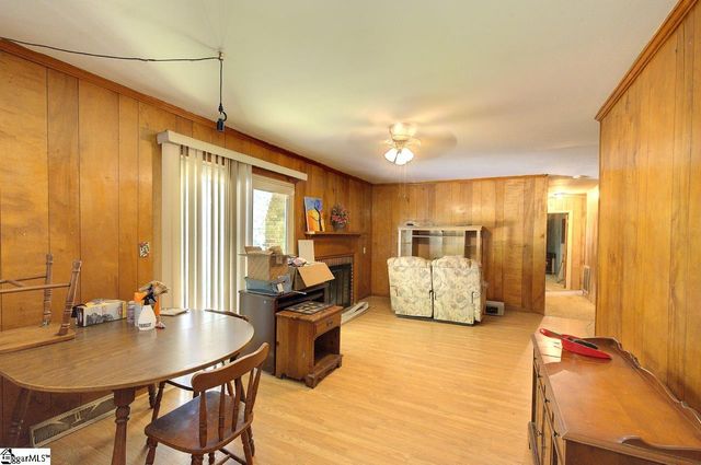 1105 E Georgia Road, Simpsonville, SC 29681