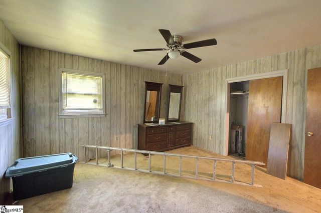 1105 E Georgia Road, Simpsonville, SC 29681