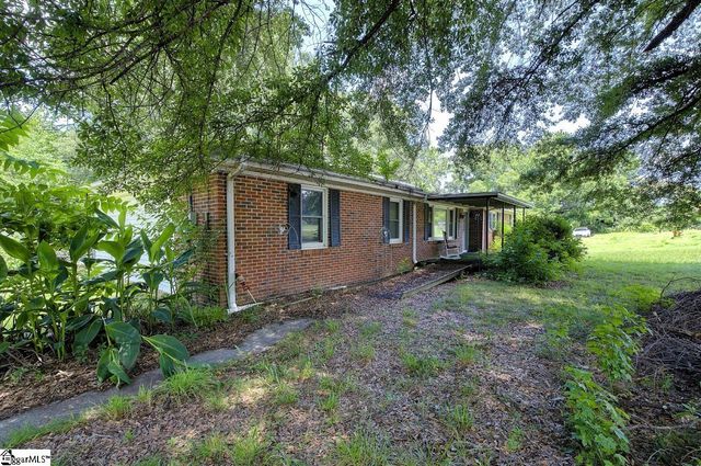 1105 E Georgia Road, Simpsonville, SC 29681