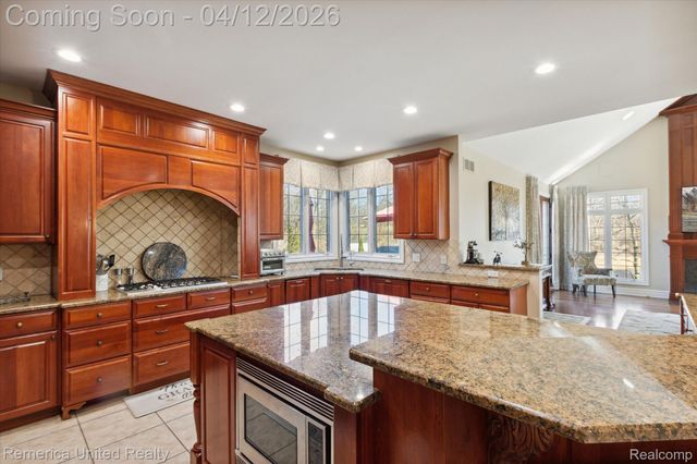 1221 Wilderness Hills Trail, Putnam Township, MI 48169