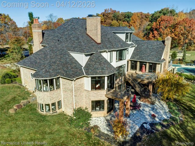 1221 Wilderness Hills Trail, Putnam Township, MI 48169
