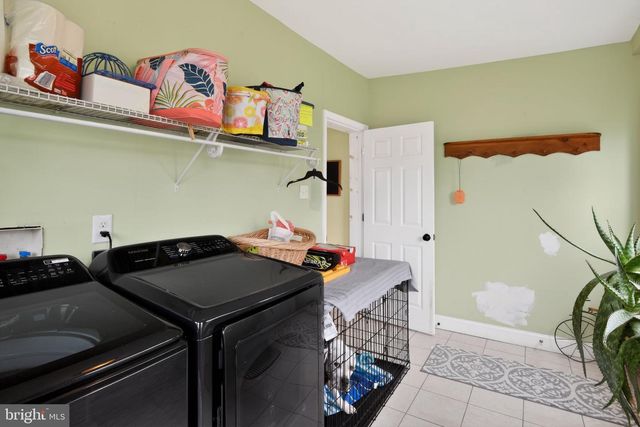 10 E PINE ST, Delmar, MD 21875