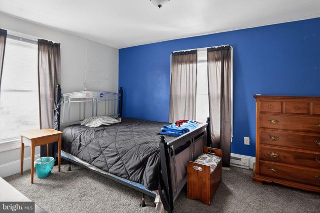 10 E PINE ST, Delmar, MD 21875