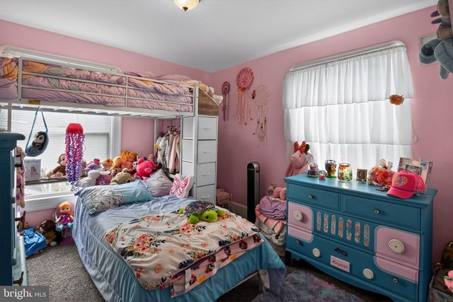 10 E PINE ST, Delmar, MD 21875