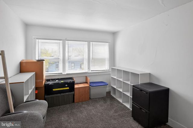 10 E PINE ST, Delmar, MD 21875