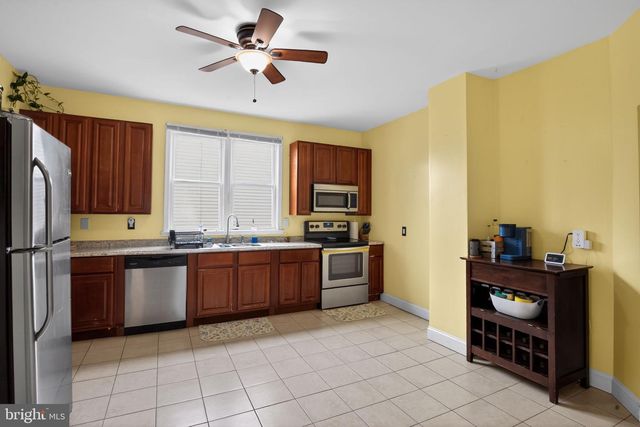 10 E PINE ST, Delmar, MD 21875