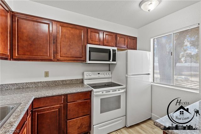 5383 Indian River Drive 320, Las Vegas, NV 89103